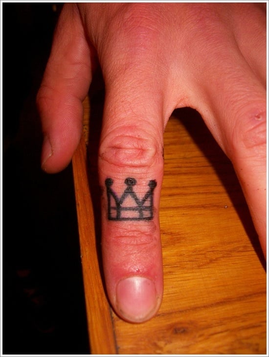  Crown Tattoo Designs (3) 
