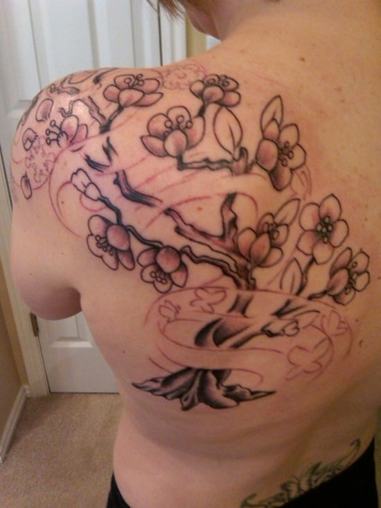 25 Dogwood Flower Tattoo Designes For Girls