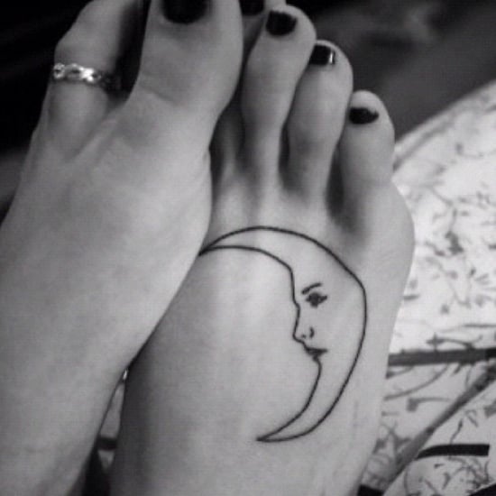  Feet Tattoo Designs (1) 