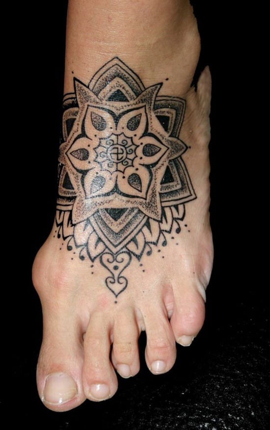 Feet Tattoo Designs (34 ) 