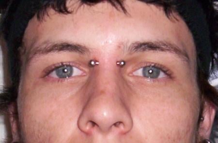 face-piercing 1 