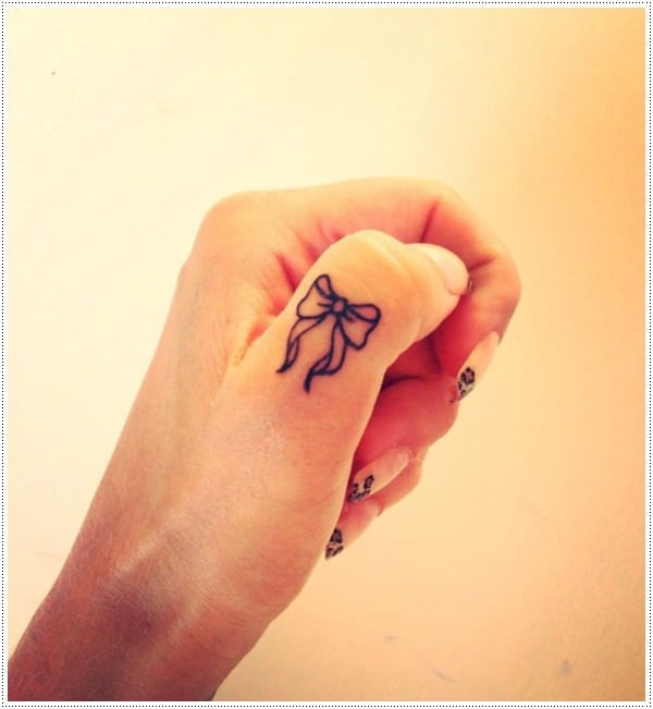  Bow Finger Tattoo 