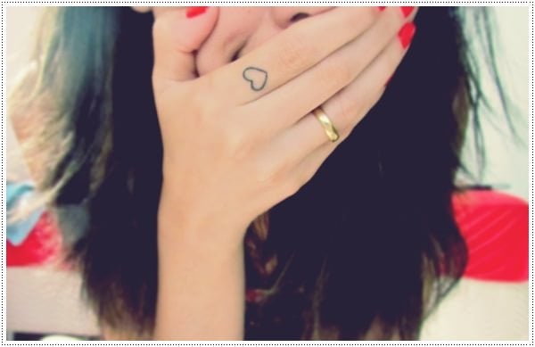 small-heart tattoo