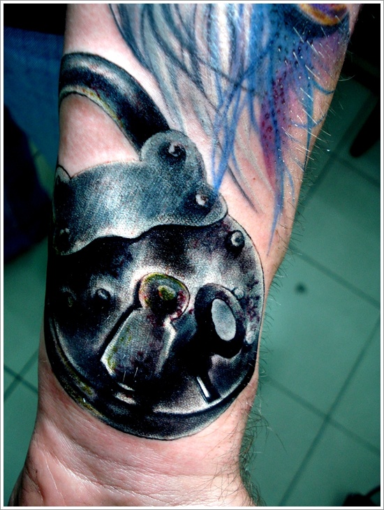 The lock and key tattoo motifs design, idea 27
