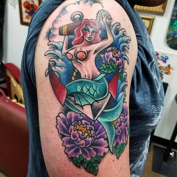 Beautiful examples of mermaid tattoos design, idea 32