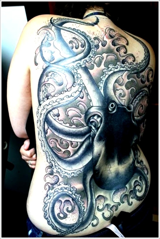 Tattoos featuring squid or octopus in design, idea 27