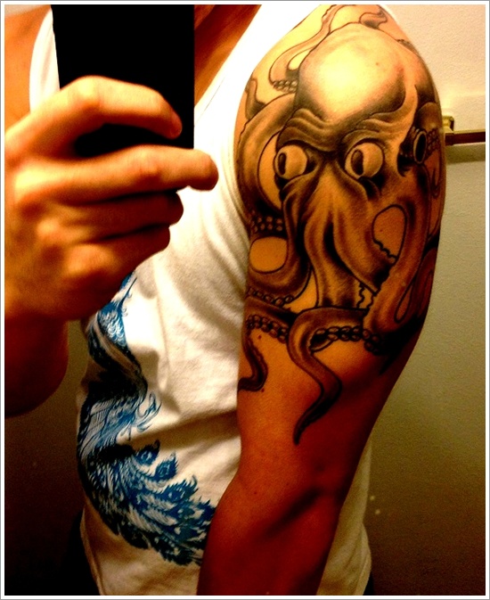Tattoos featuring squid or octopus in design, idea 22
