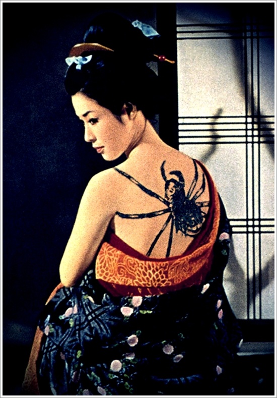 Attractive spider tattoo design, idea 14