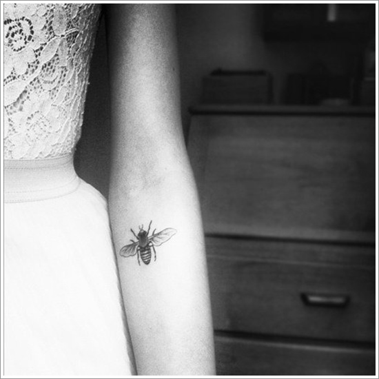 Bee tattoo design, idea 6