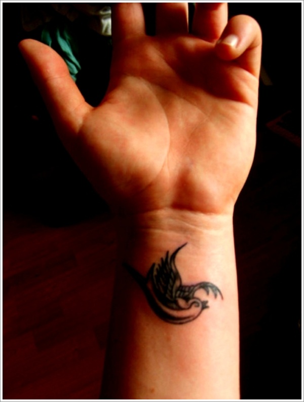 Sweet and meaningful swallow tattoos design, idea 15