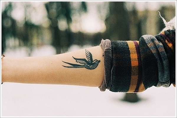 Sweet and meaningful swallow tattoos design, idea 20
