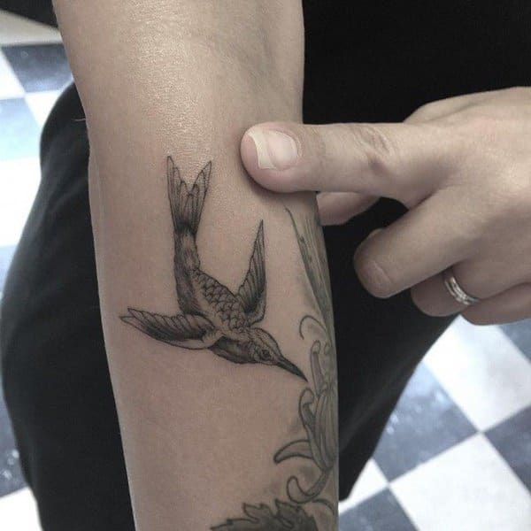 Stunning hummingbird tattoo design, idea 22