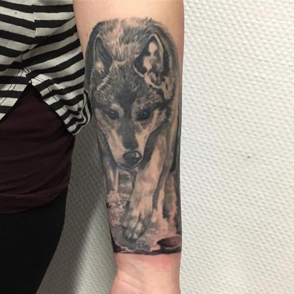 Meaningfull wolf tattoo design, idea 75