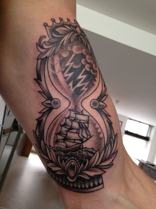 Hourglass tattoo design, idea 6
