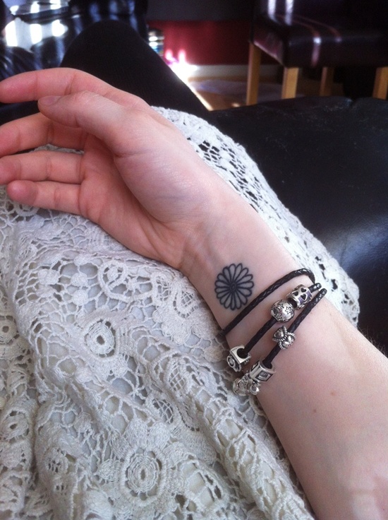 Daisy tattoos design, idea 24