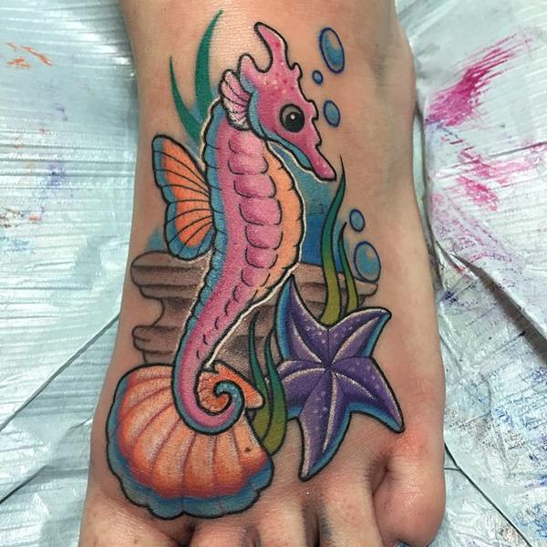 Exceptional starfish tattoo design, idea 8