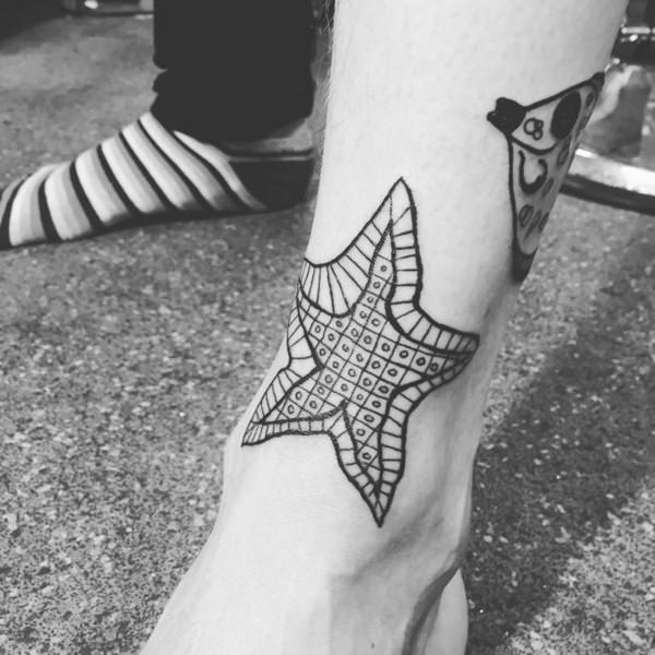 Exceptional starfish tattoo design, idea 34
