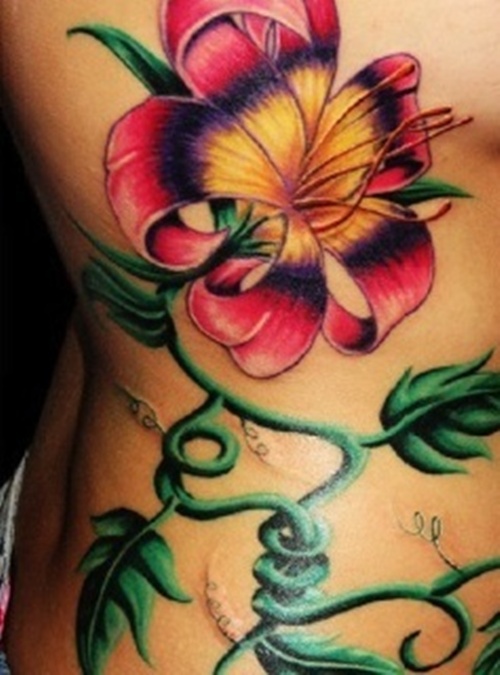 Tattoos with the hibiscus flower in their design, idea 2