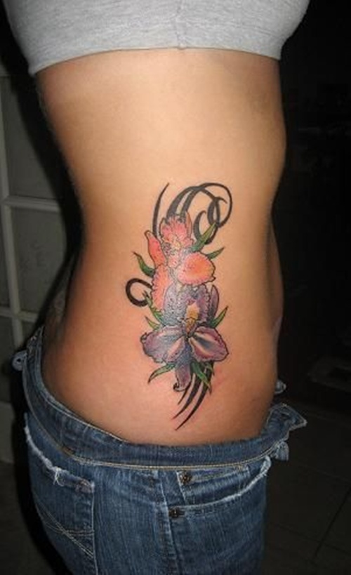 Tattoos with the hibiscus flower in their design, idea 8