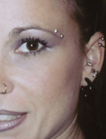 Different ways sport eyebrow piercing design, idea 2