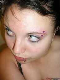 Different ways sport eyebrow piercing design, idea 5