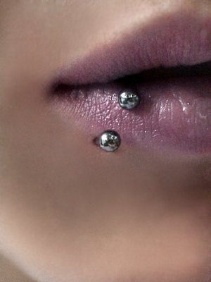 Awesome lip piercing design, idea 8