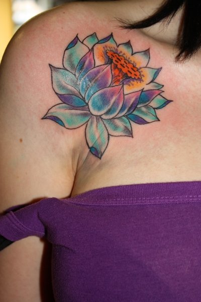 Awesome lotus flower tattoo design, idea 21