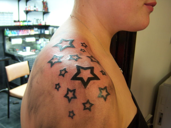 Magnificent shoulder tattoo design, idea 80