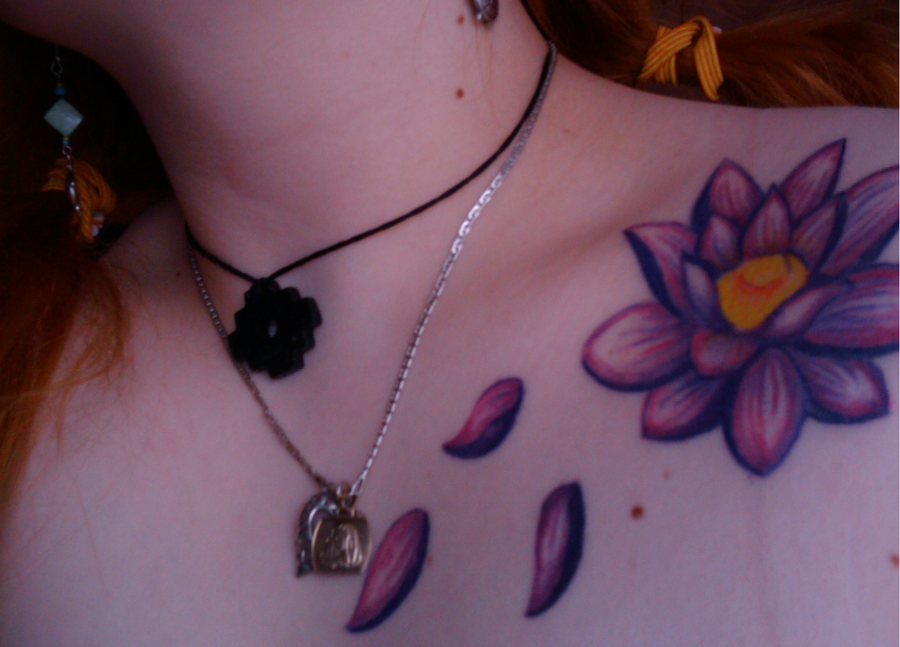 Awesome lotus flower tattoo design, idea 20