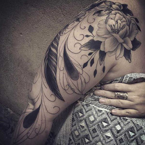 Magnificent shoulder tattoo design, idea 43
