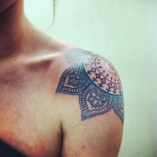 Magnificent shoulder tattoo design, idea 6