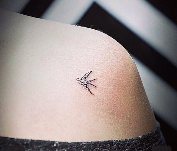 Magnificent shoulder tattoo design, idea 9