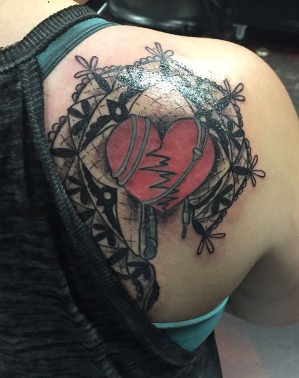 Magnificent shoulder tattoo design, idea 13