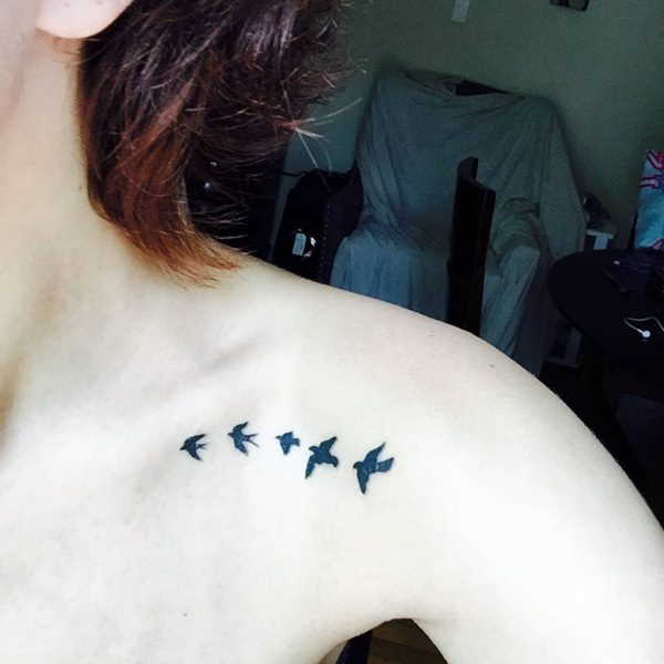 Magnificent shoulder tattoo design, idea 23