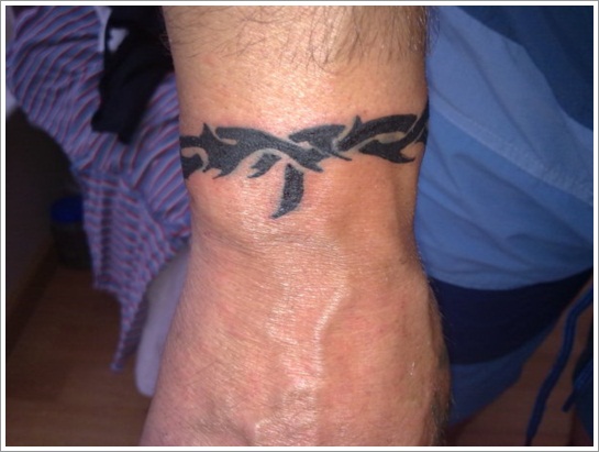 Spectacular wrist tattoo design, idea 27