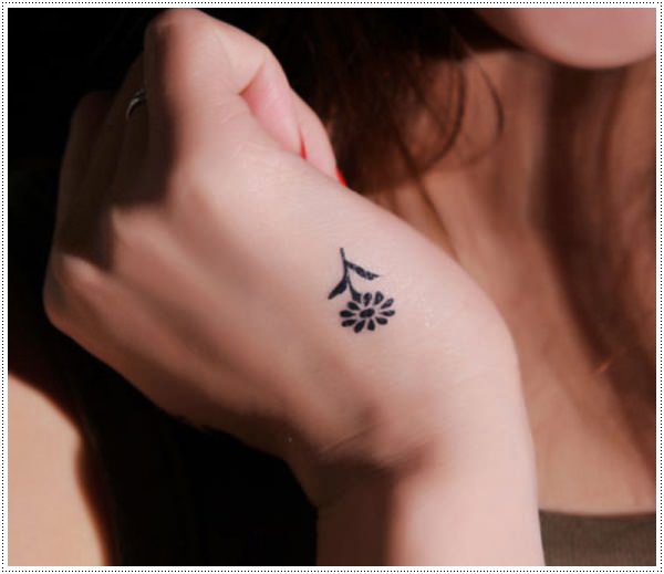 Small tattoos for girls cute design, idea 10