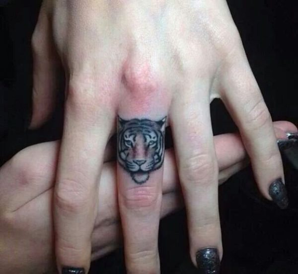 Finger tattoo design, idea 59