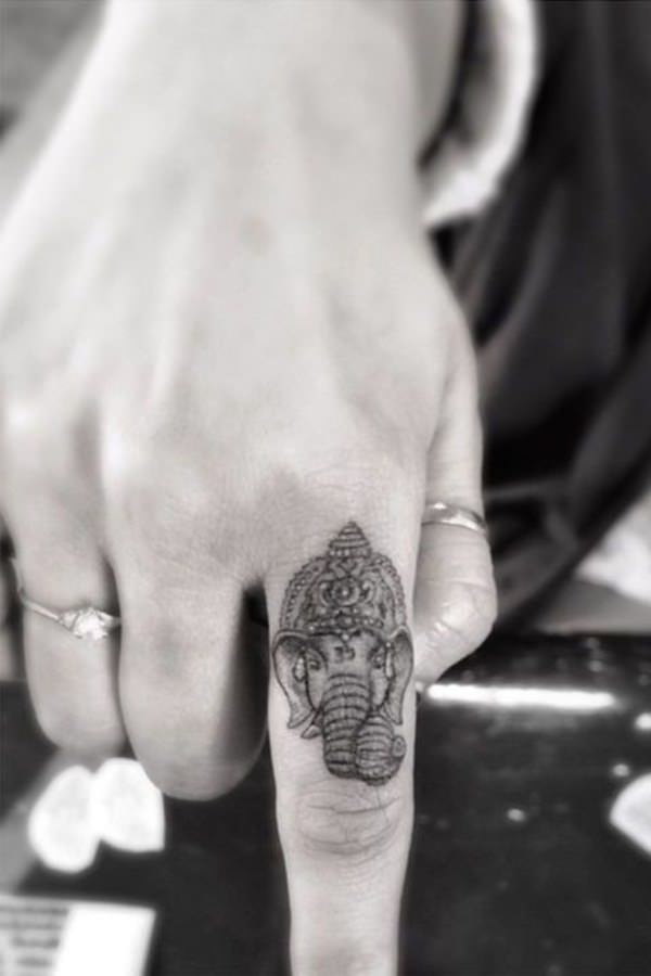 Finger tattoo design, idea 15