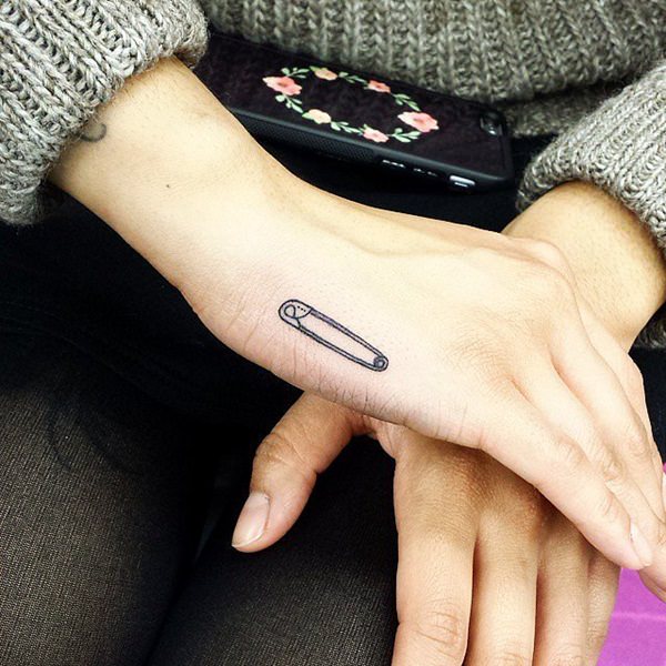 Small tattoos for girls cute design, idea 86