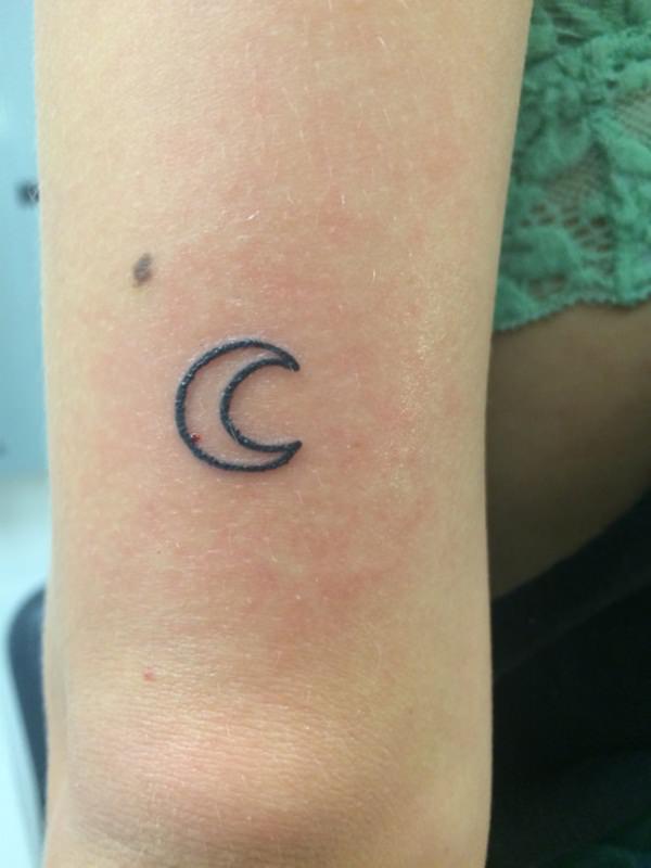 Small tattoos for girls cute design, idea 82