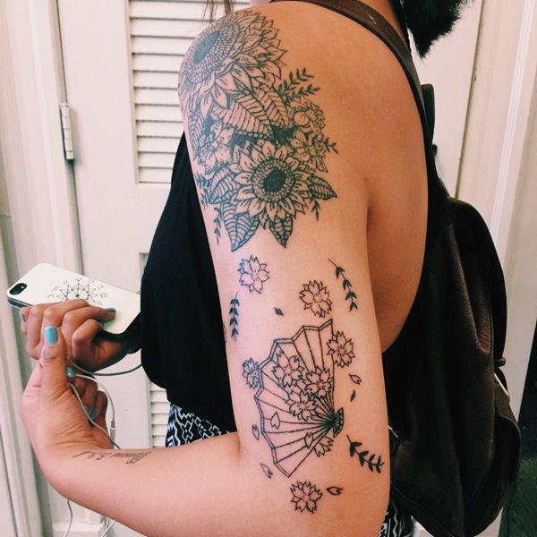 Sunflower tattoo design, idea 14