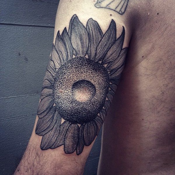 Sunflower tattoo design, idea 54