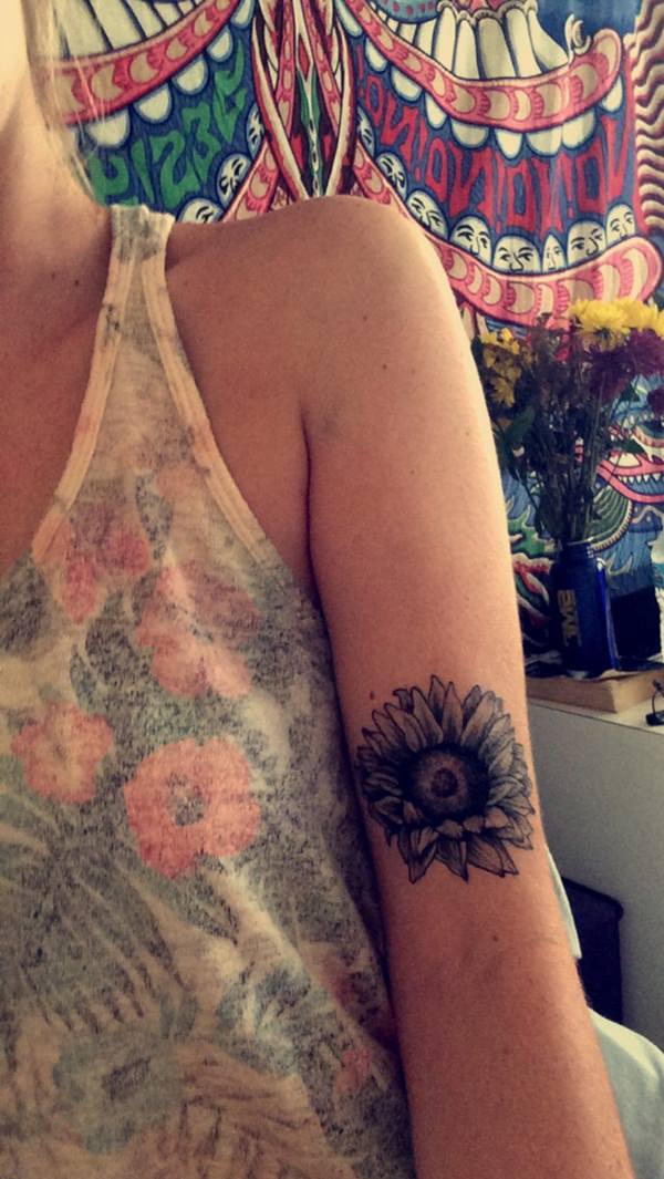 Sunflower tattoo design, idea 5