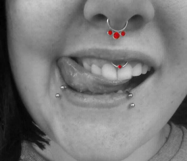 Smiley piercing 44 peeps who are rocking their smile tips design, idea 15