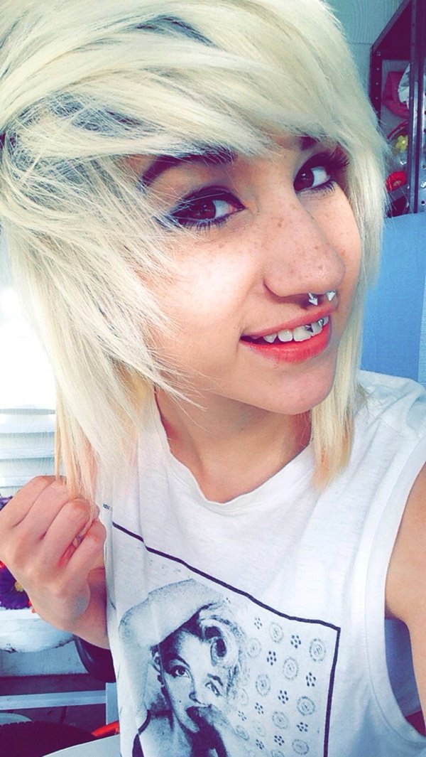 Smiley piercing 44 peeps who are rocking their smile tips design, idea 23