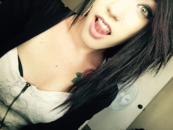 Smiley piercing 44 peeps who are rocking their smile tips design, idea 5