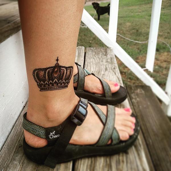 King and queen tattoos design, idea 21