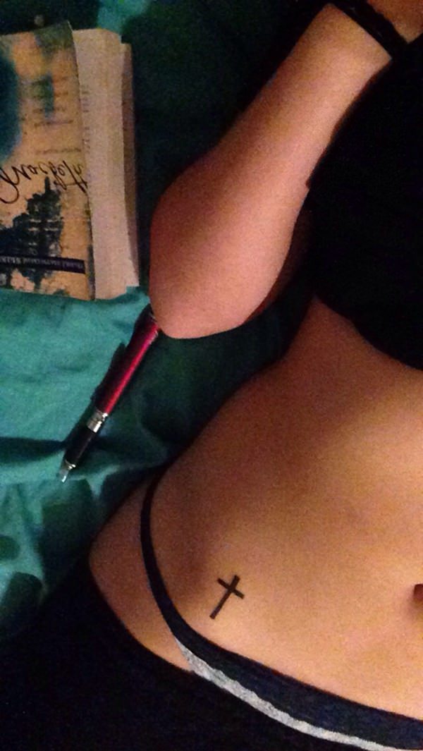 87280816-cross-tattoos