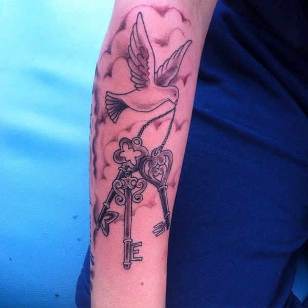 Dove tattoo design, idea 32