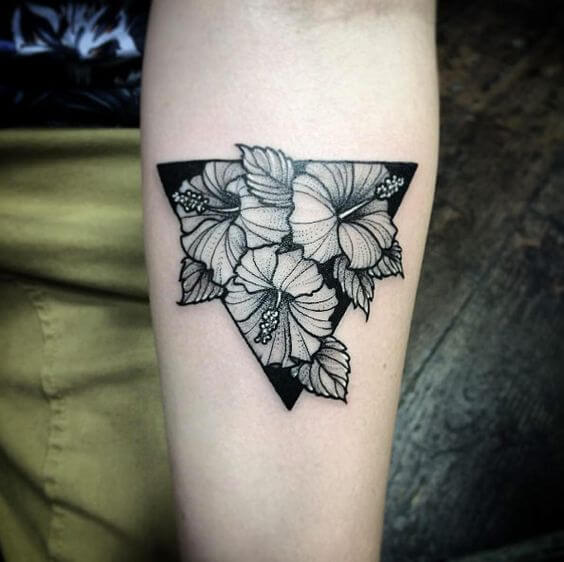 Flower tattoos design, idea 17